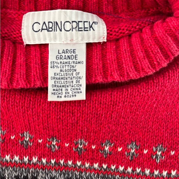 Festive gently worn cabin creek sweater.. - Picture 4 of 4